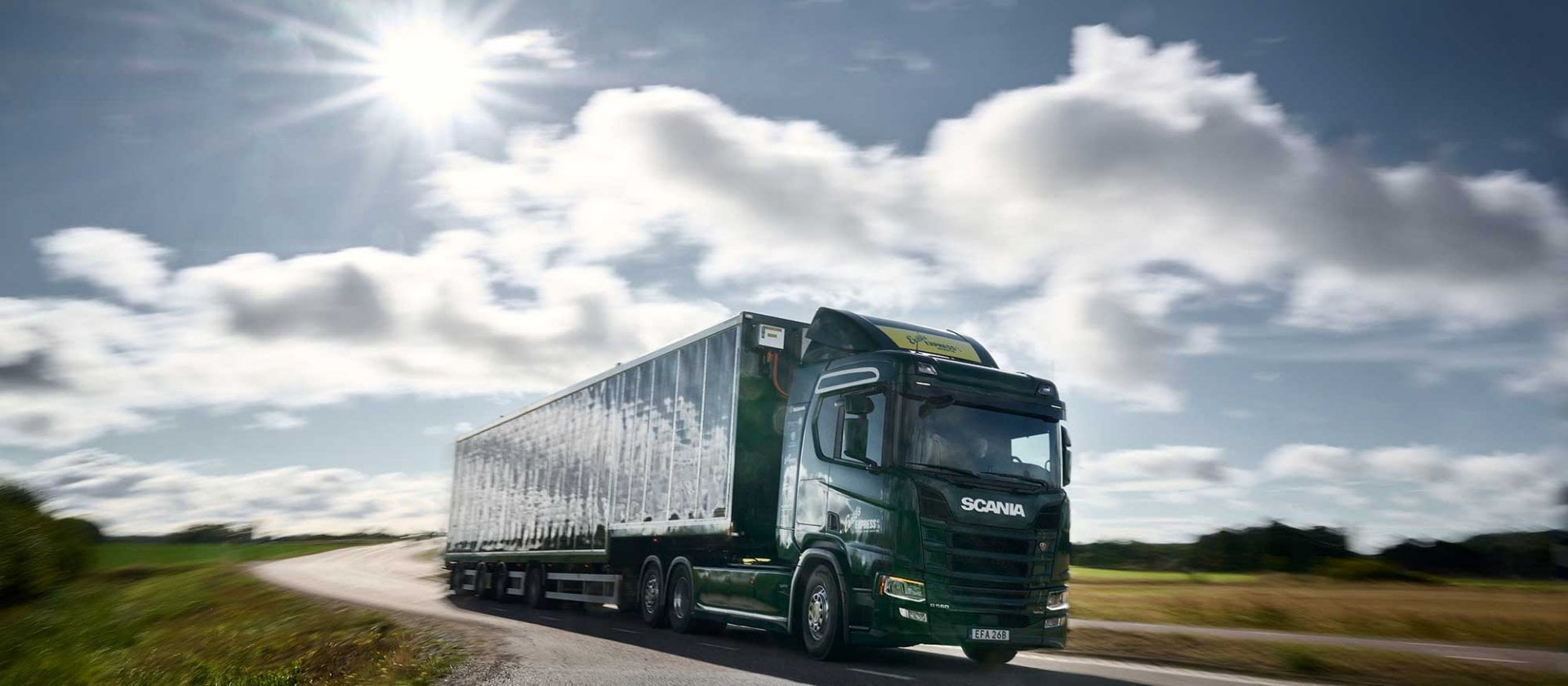 Impulsando el futuro: se presenta el proyecto de camión con energía solar de Scania