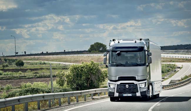 RENAULT TRUCKS T ELEGIDO CAMIÓN INTERNACIONAL DEL 2015