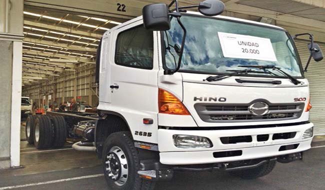 HINO MOTORS MANUFACTURING CELEBRA LA UNIDAD 20.000