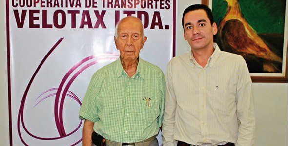 ENCOMIENDAS DE VELOTAX VIAJAN EN MITSUBISHI FUSO MOTORYSA